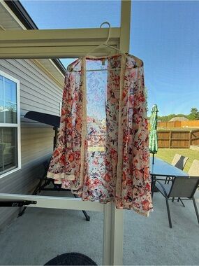 Cato Floral Sheer Open Kimono Cardigan - White with Red and Navy Flowers